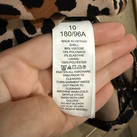 Kate Spade Spotted Leopard Bow-Knot Top – Size 10 (M) - Picture 3 of 4